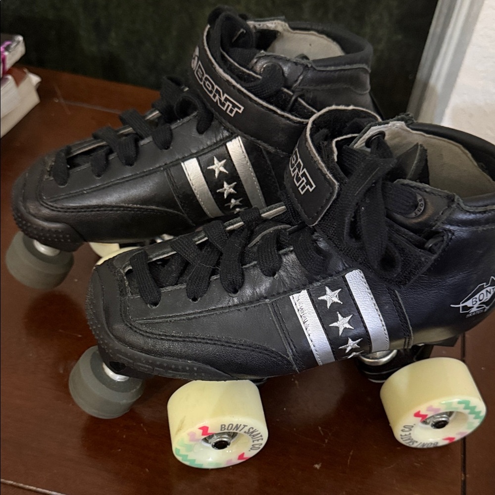 Bont Quadstar Roller Derby Skates size 35/3 boys, 5 girls Gently Used